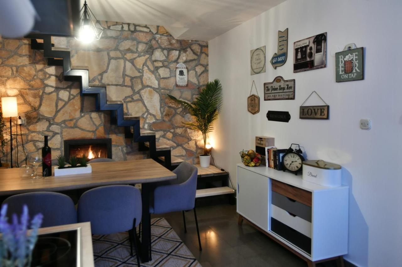 Вилла Robinson Crusoe Style House "Maslina" Skrip Экстерьер фото