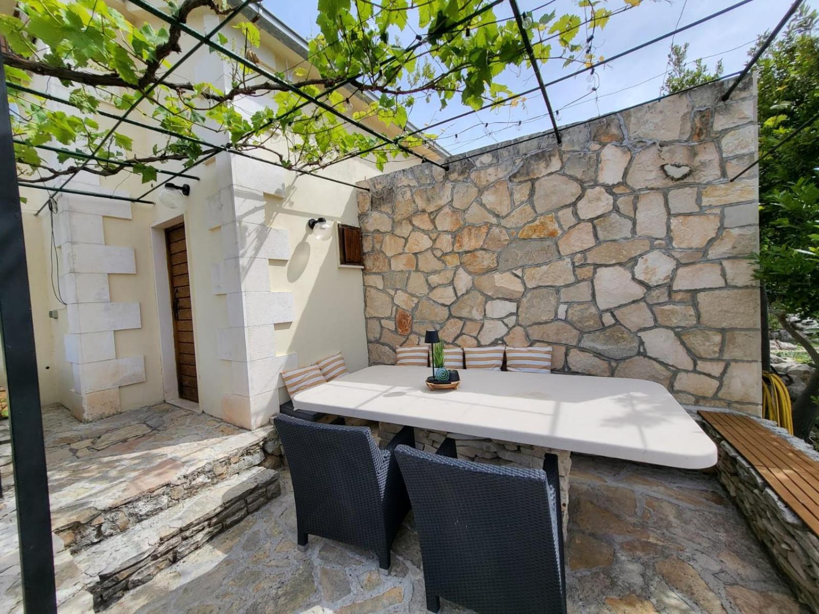 Вилла Robinson Crusoe Style House "Maslina" Skrip Экстерьер фото
